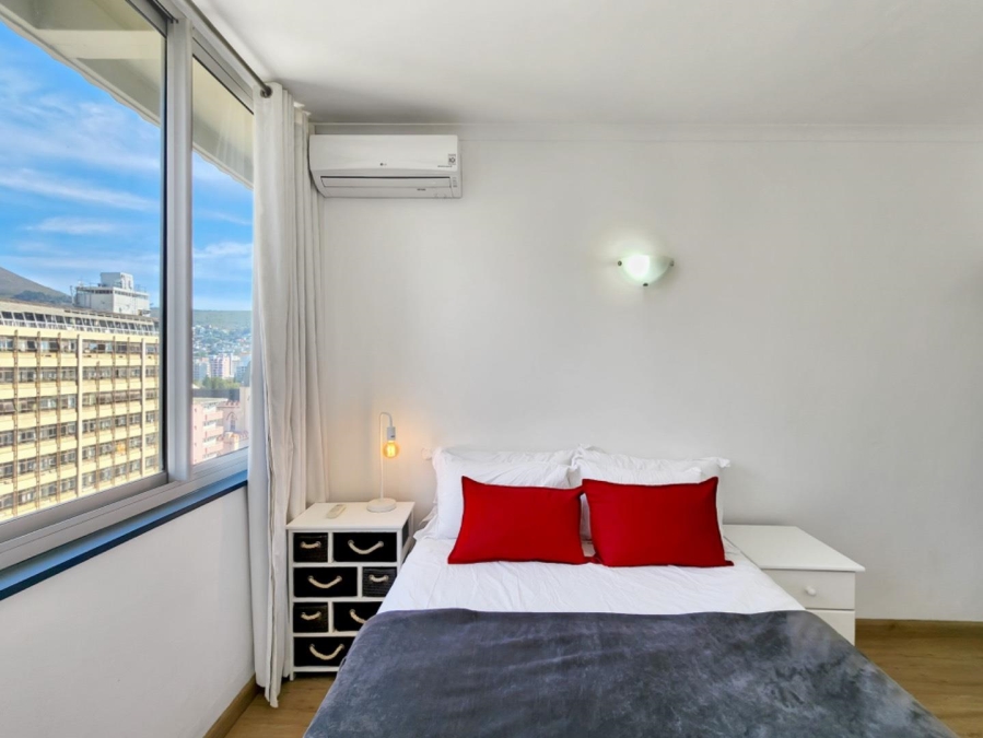 2 Bedroom Property for Sale in Cape Town City Centre Western Cape